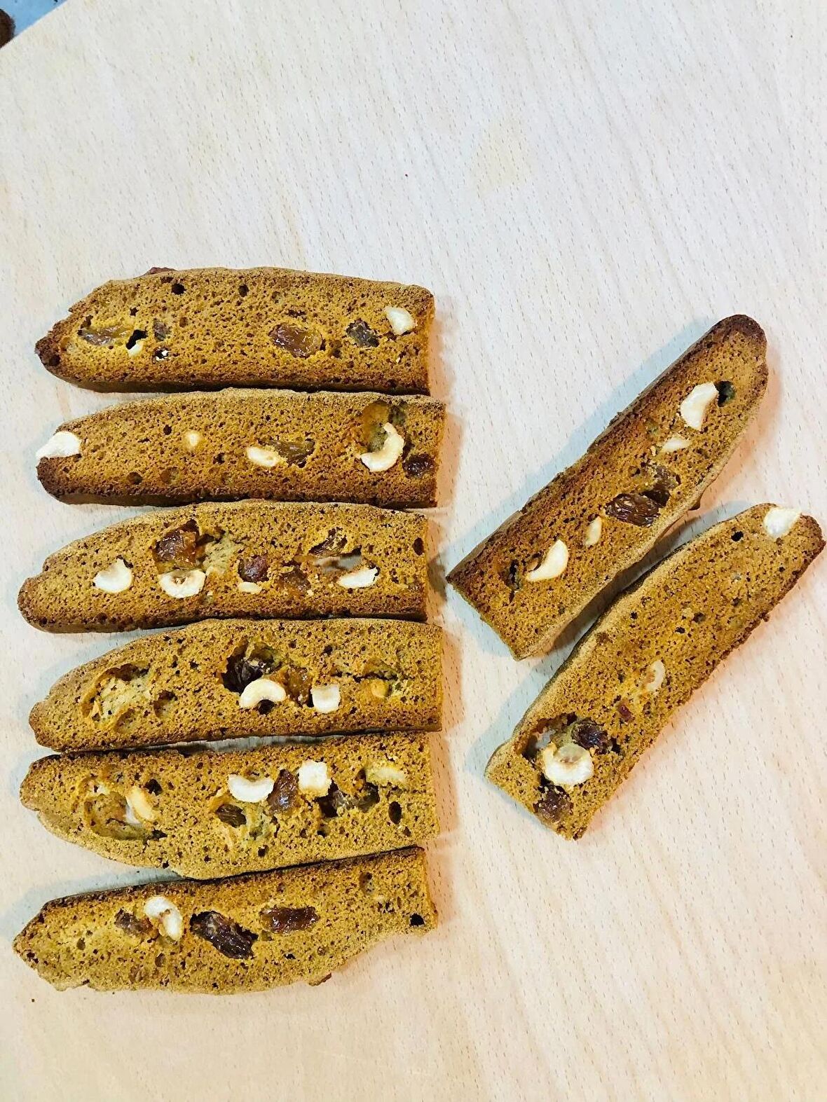 Glutensiz fındıklı kuru üzümlü biscotti 110gr