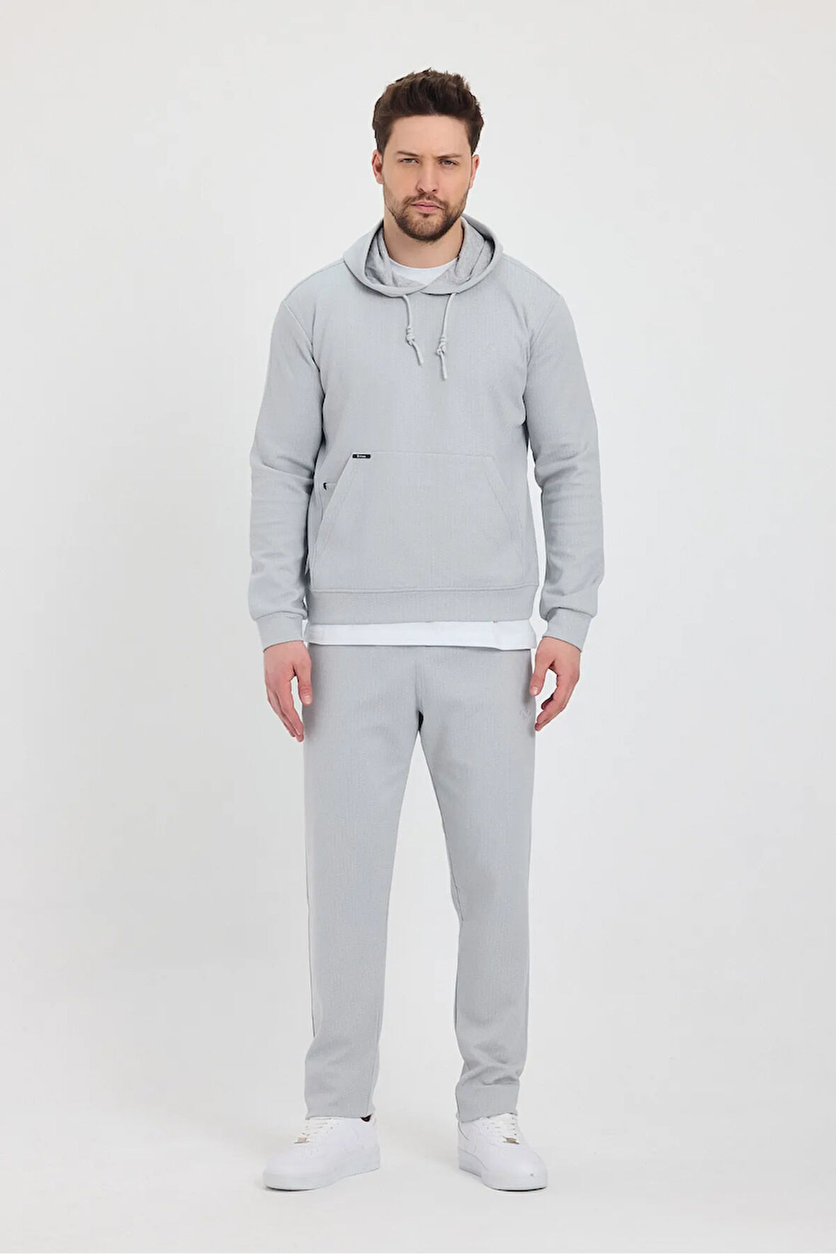 Erkek Gri Puantiyeli Kanguru Cepli Kapüşonlu Eşofman Takımı  - 7809