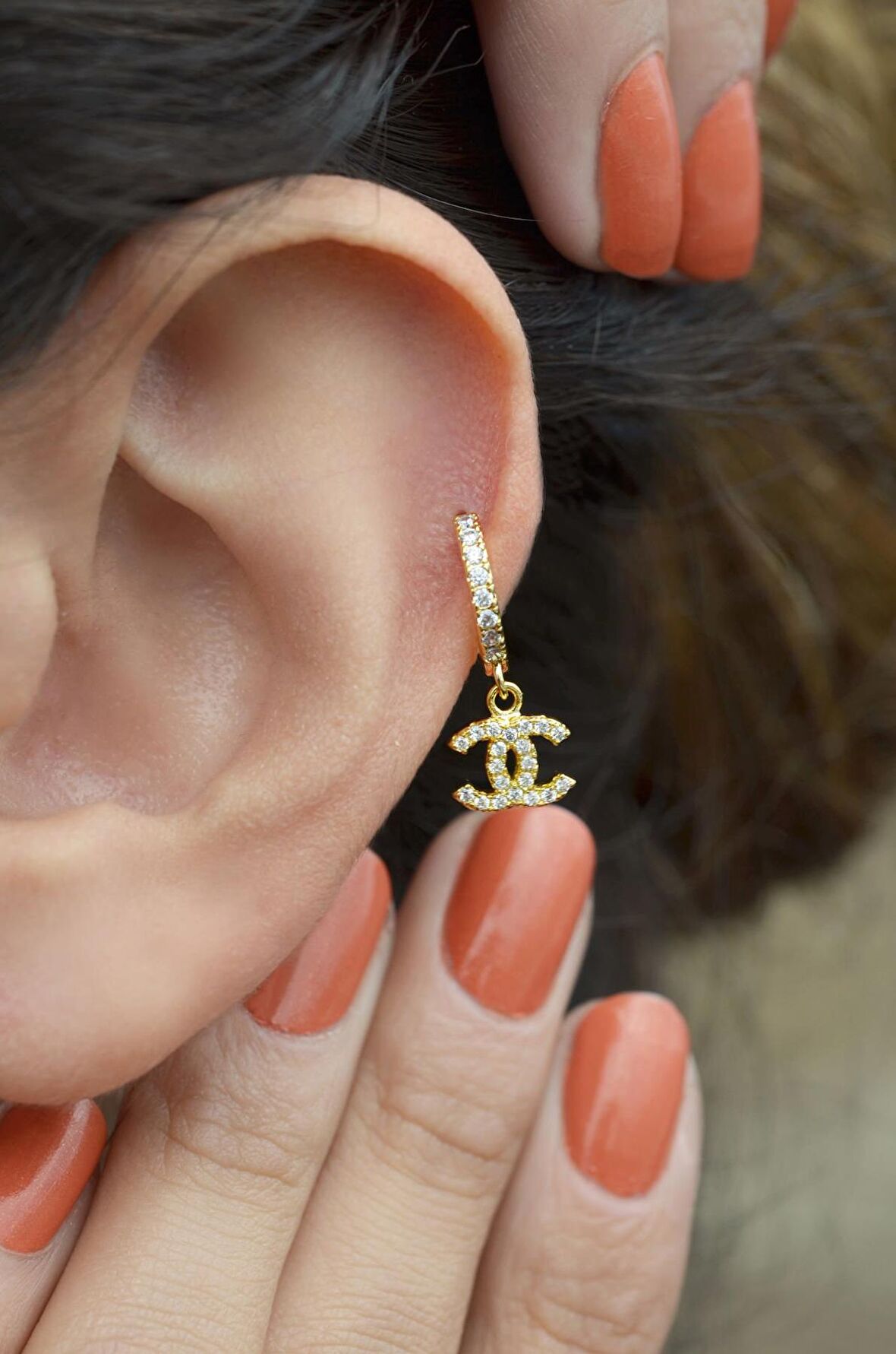 Sallantılı Halka Piercing Zirkon Gold Renk