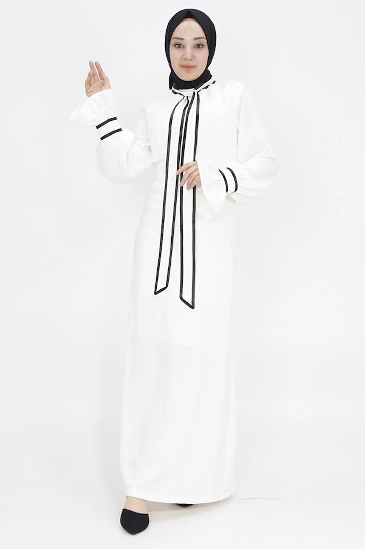 Krep Kumaş Kravat Yaka Detaylı Tesettür Elbise