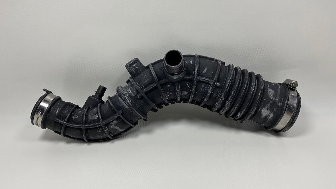 Hava Filtre Hortumu Renault Clio 4 Symbol Joy Dacia Sandero 2 0.9 1.2 Tce 165764382R MAİS