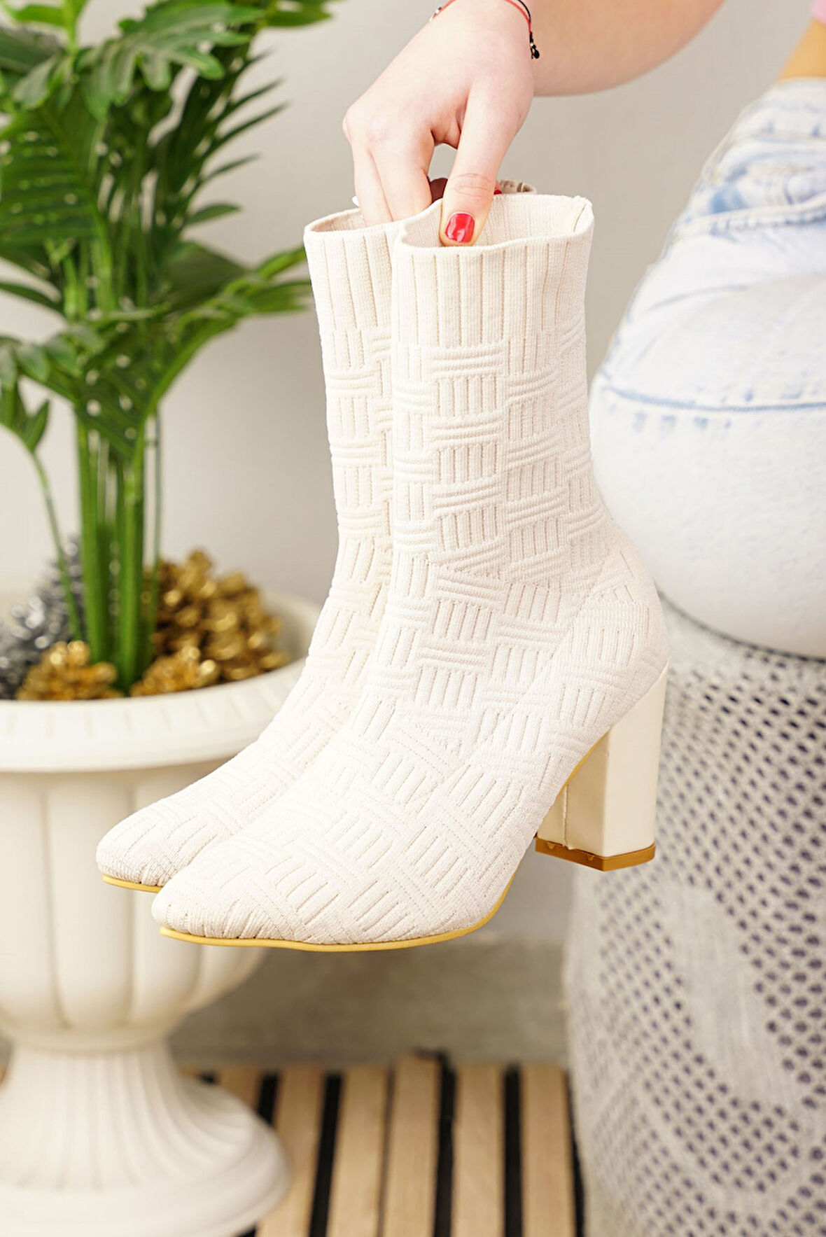 Günlük Kadın Bot Yüksek Kalın Topuklu Triko Esnek Sivri Burunlu Tırtıklı Taban Rahat Bootie 168