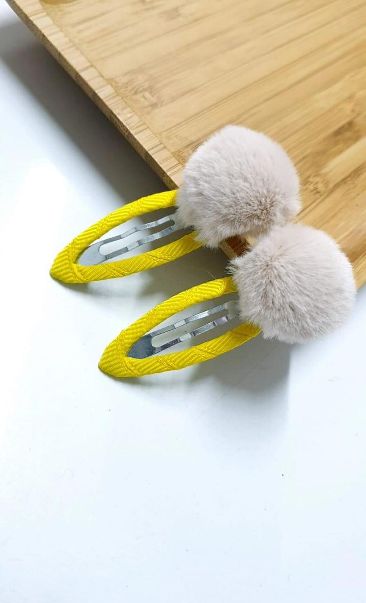 Ponponlu Çıtçıtlı Toka