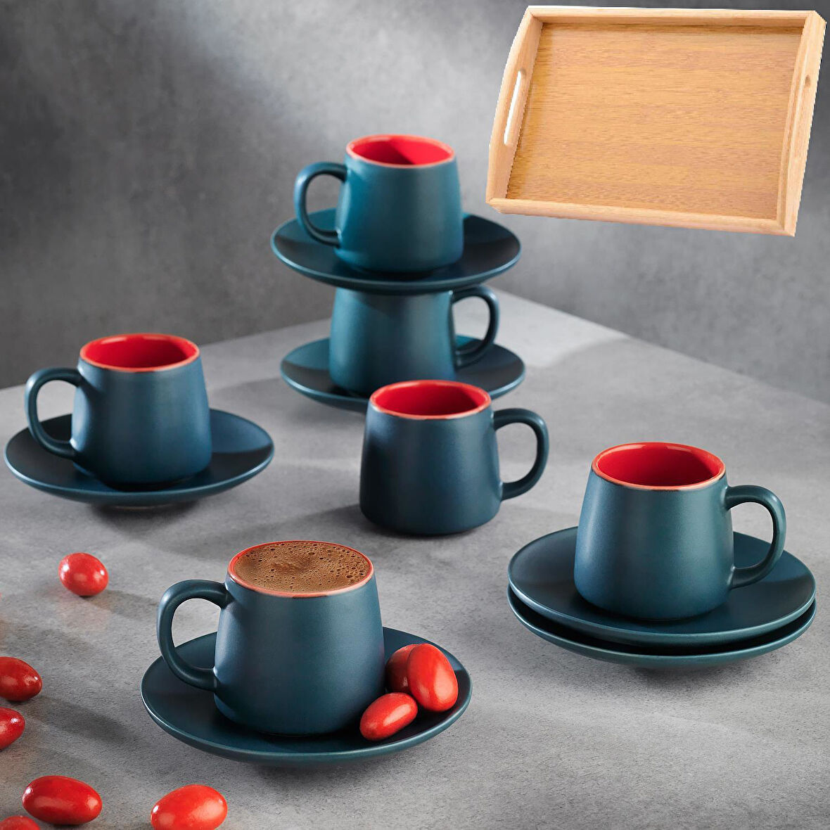 Porselen Çift Renk Kahve Takımı ve Bambu Servis Tepsisi