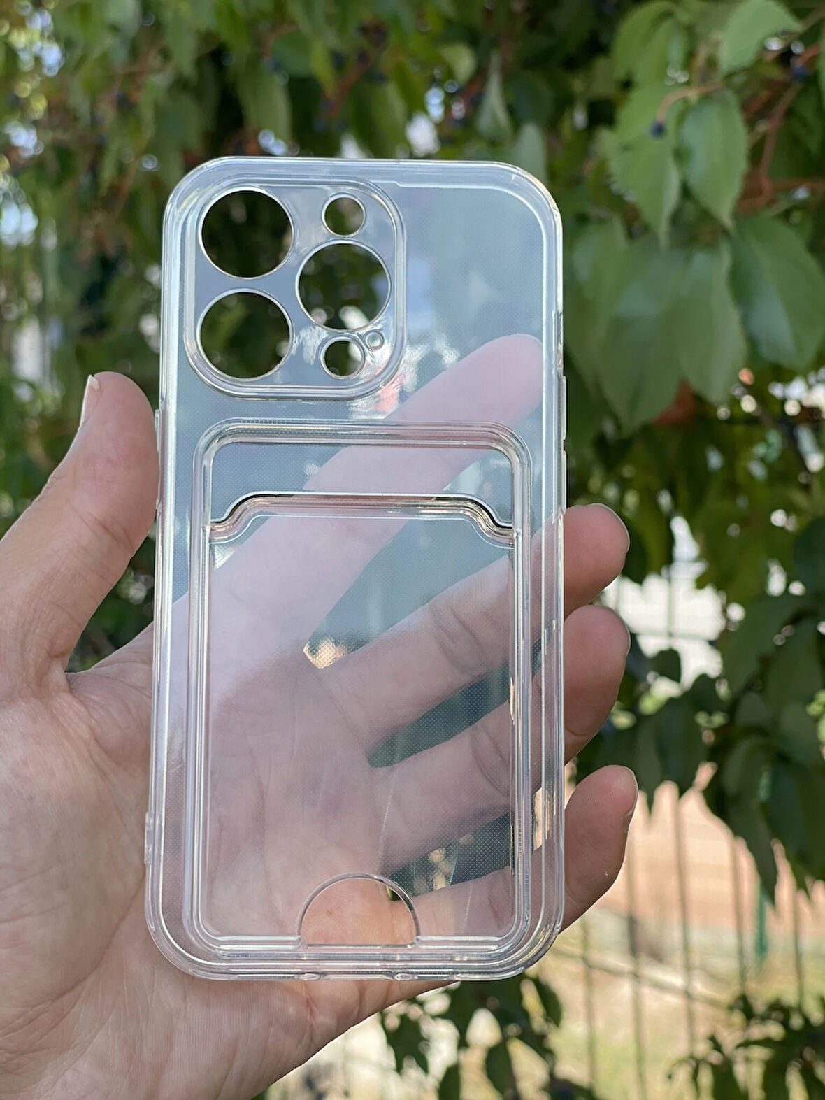 Apple iPhone 14 Pro Kılıf Kartlıklı Lüx Şeffaf Silikon Kapak