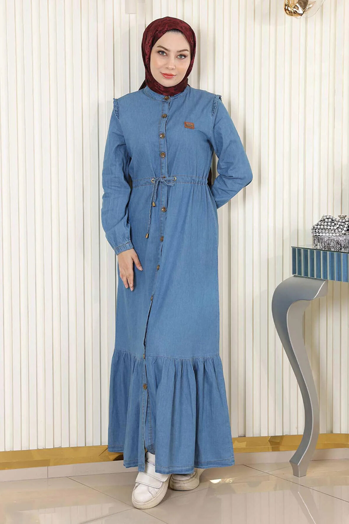 Beli Bağcıklı Düğmeli Kot Elbise Açık Mavi 19193
