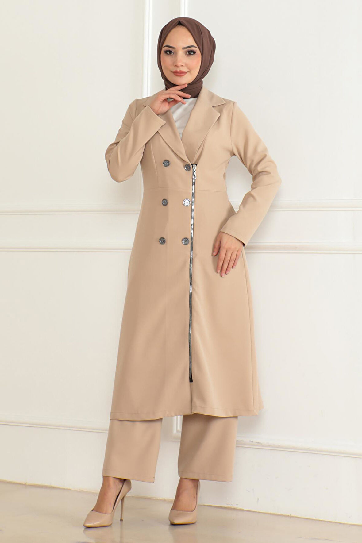 Düğme Detaylı Fermuarlı Takım Bej MSW19219-5