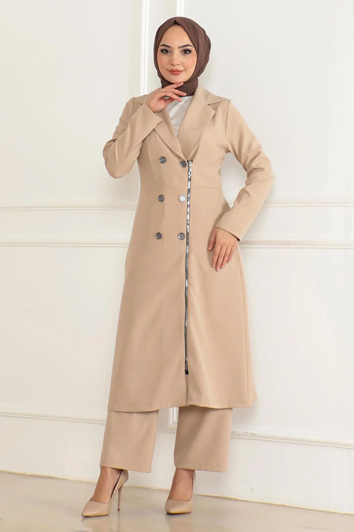 Düğme Detaylı Fermuarlı Takım Bej MSW19219-5