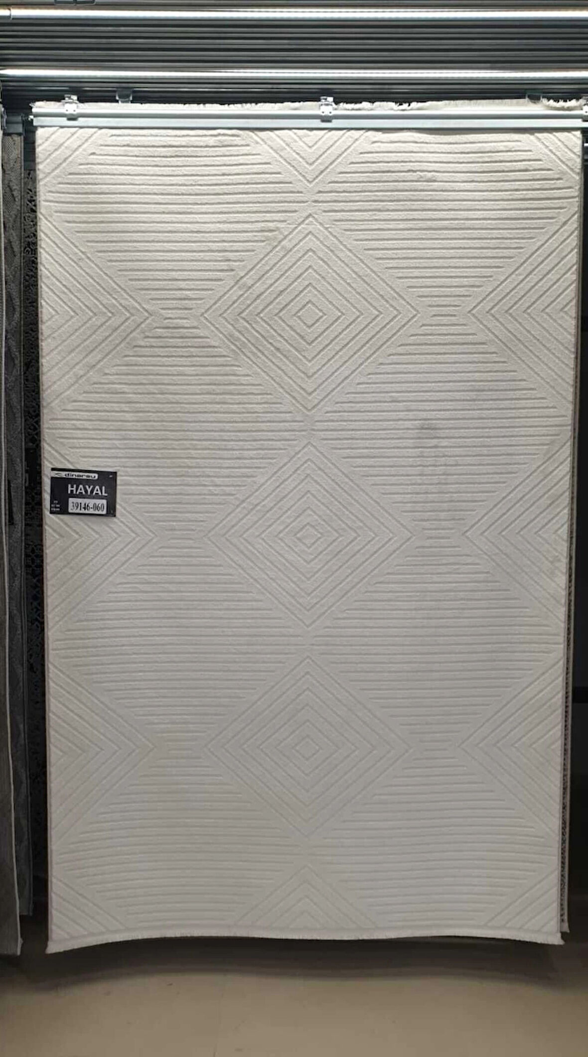 Dinarsu Halı 160x230 Hayal Koleksiyonu 39146-060