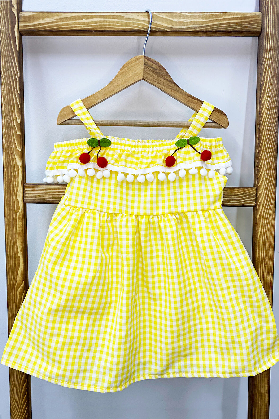 KIZ ÇOCUK ASKILI ELBİSE DANTELLİ EKOSE DESENLİ B14