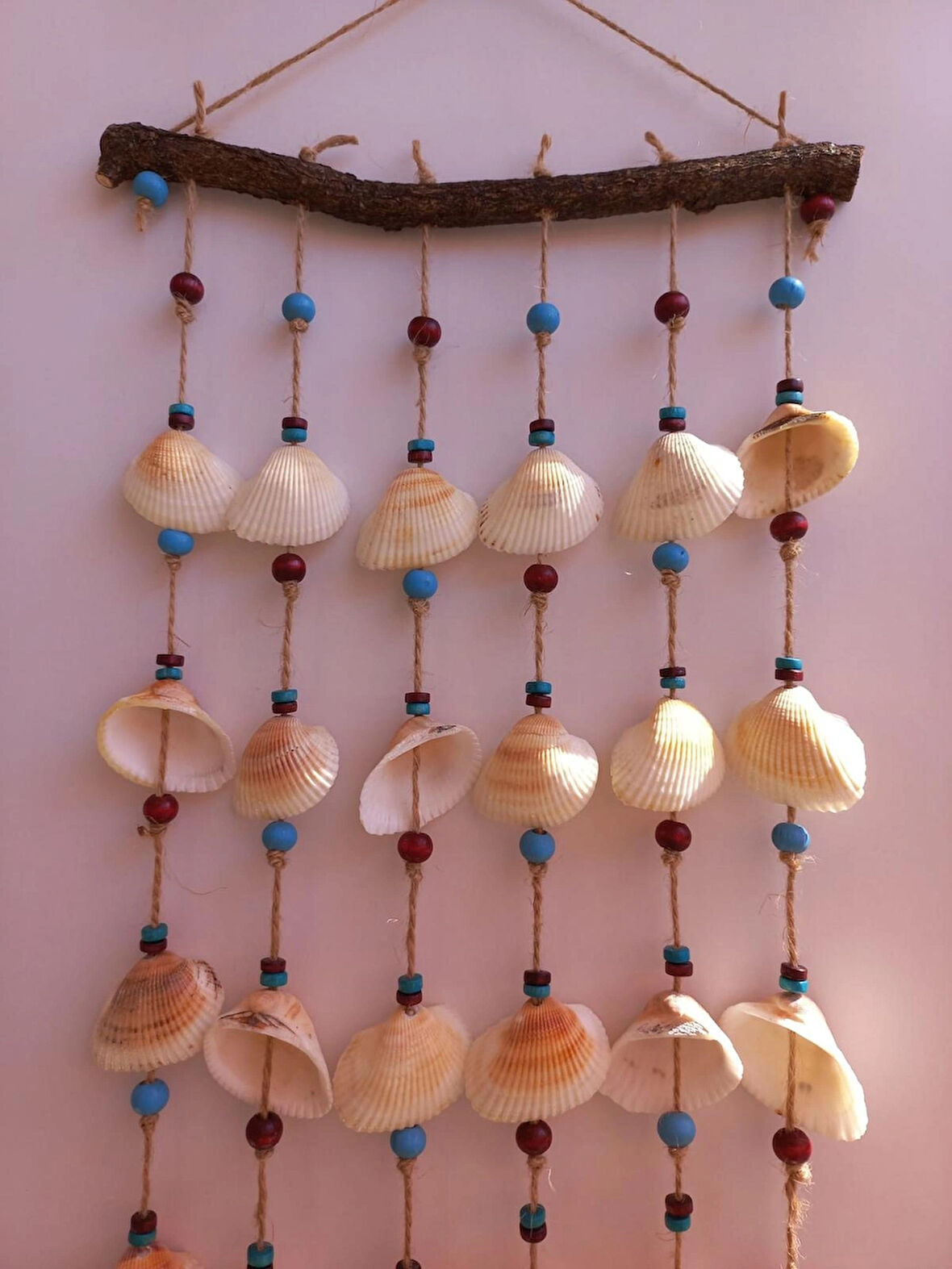 Bordo Mavi Boncuklu Deniz Kabuğu Figürlü Rüzgar Gülü