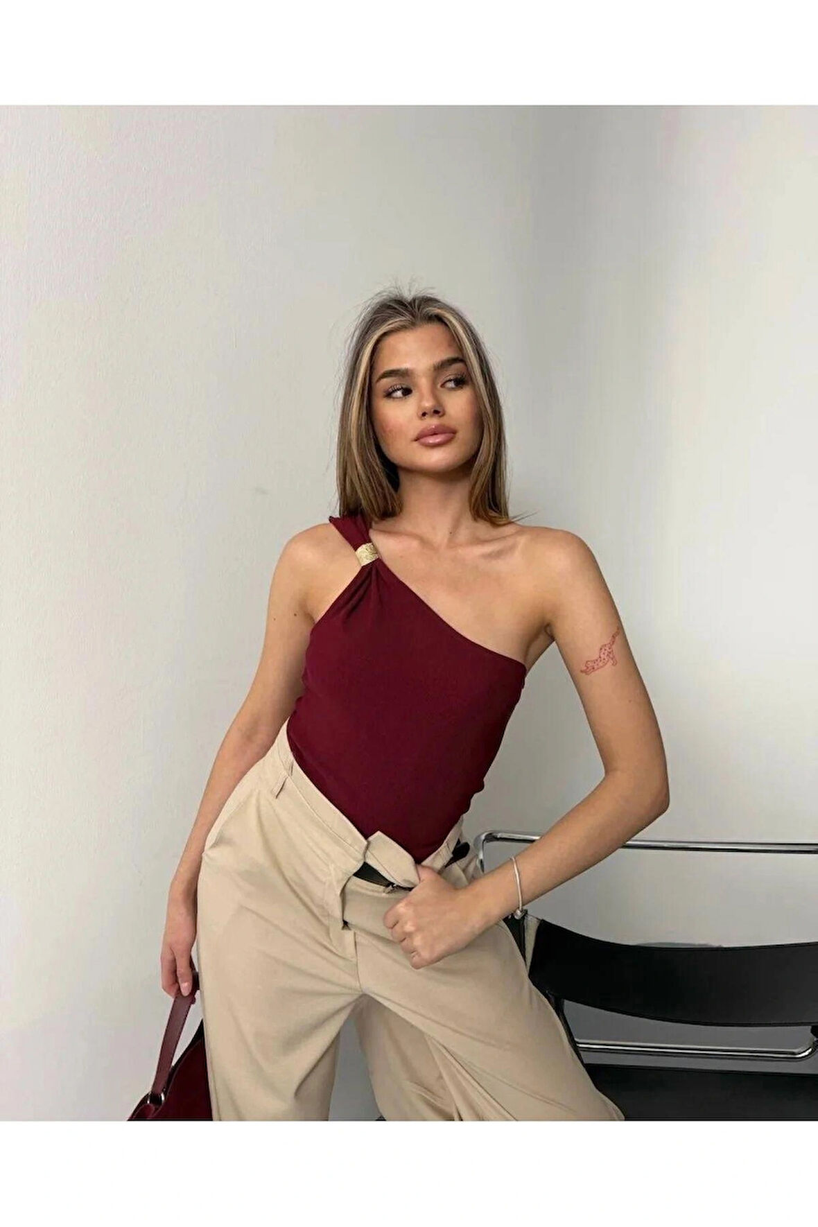 TEK OMUZ BLUZ SİYAH&BORDO