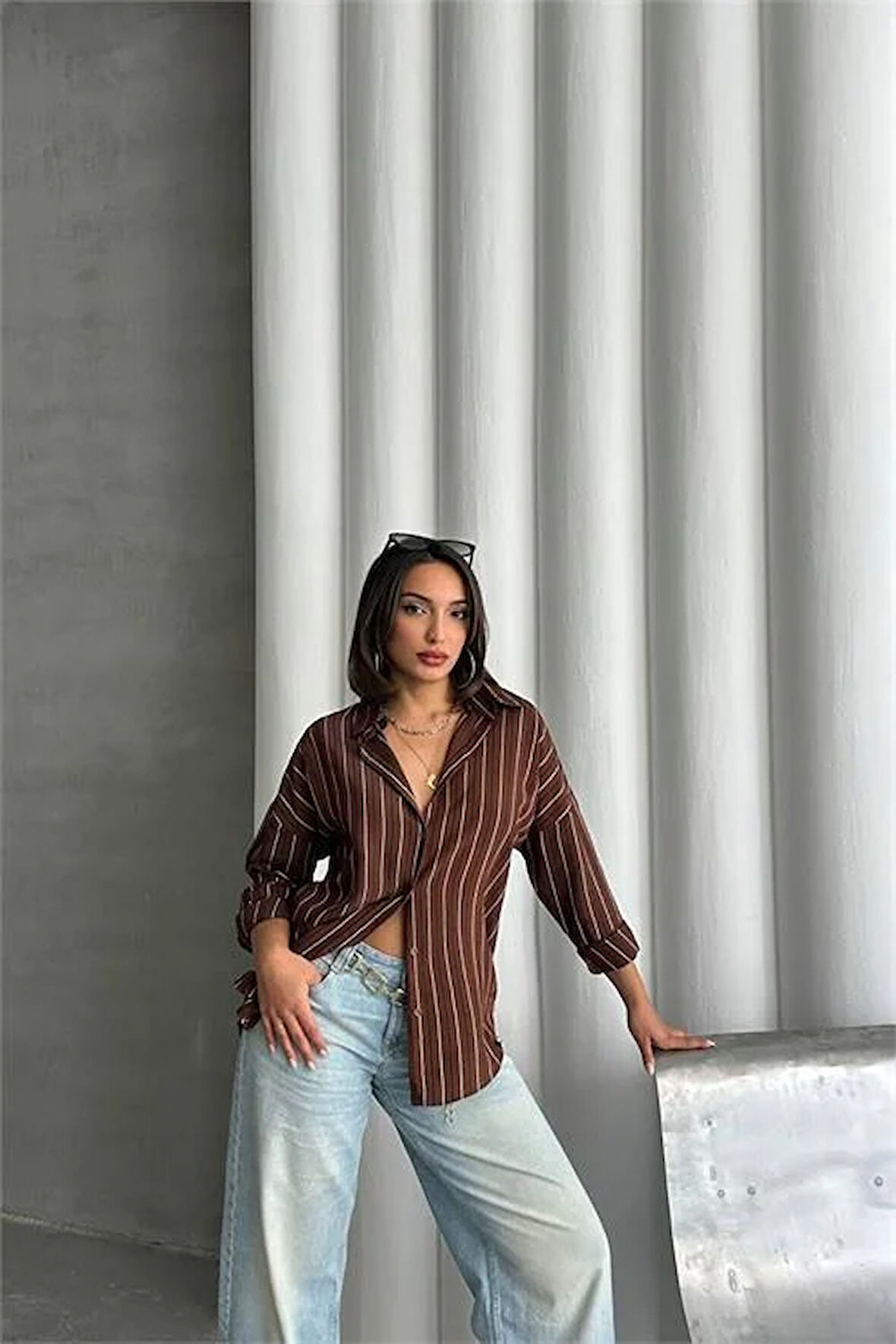 Dipmoda kadın çizgili oversize likralı gömlek DPG075