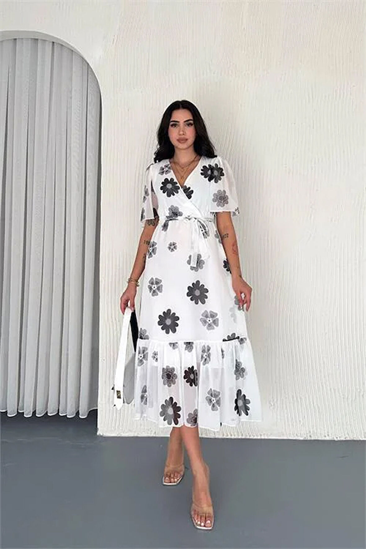 Dipmoda kadın kuşaklı çiçek desenli şifon elbise DPK41181