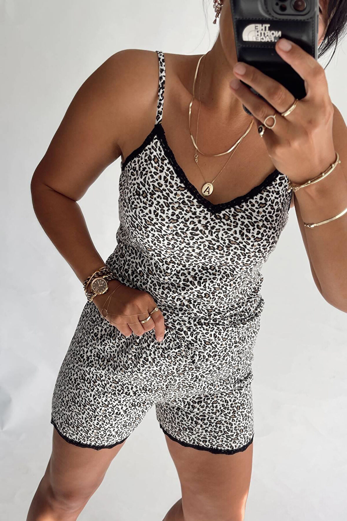 Beyaz Leopar Dantelli Şort Takım