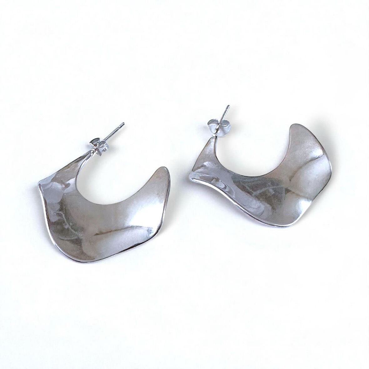 Akışkan Geometrik Tasarım Halka Damla  Kadın Çelik Küpe Gümüş Renk 