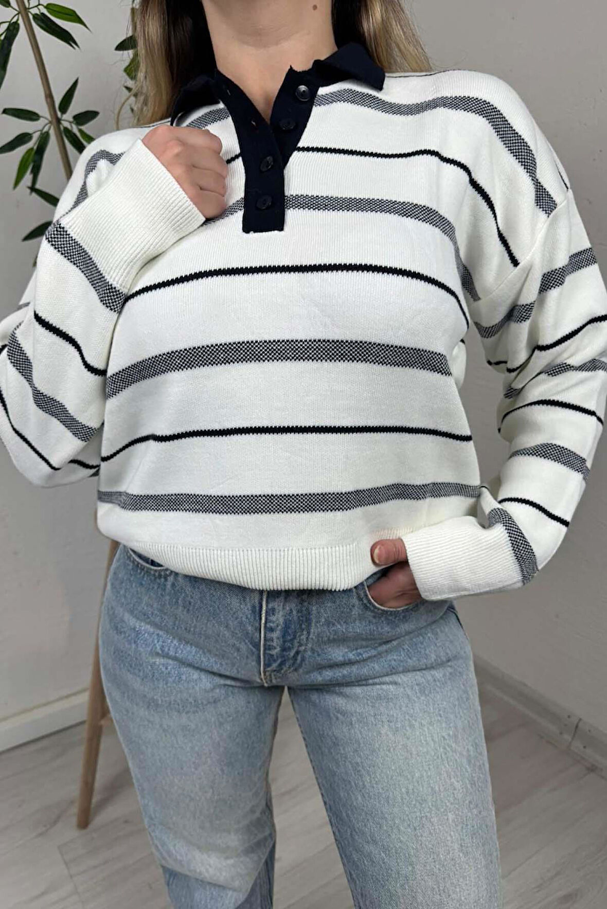 Explode - Kadın Krem Polo Yaka Çizgili Oversize Triko Kazak