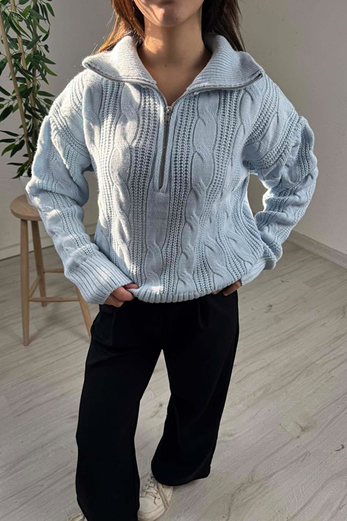 Explode - Kadın Mavi Fermuarlı Yaka  Oversize Örgülü Triko Kazak