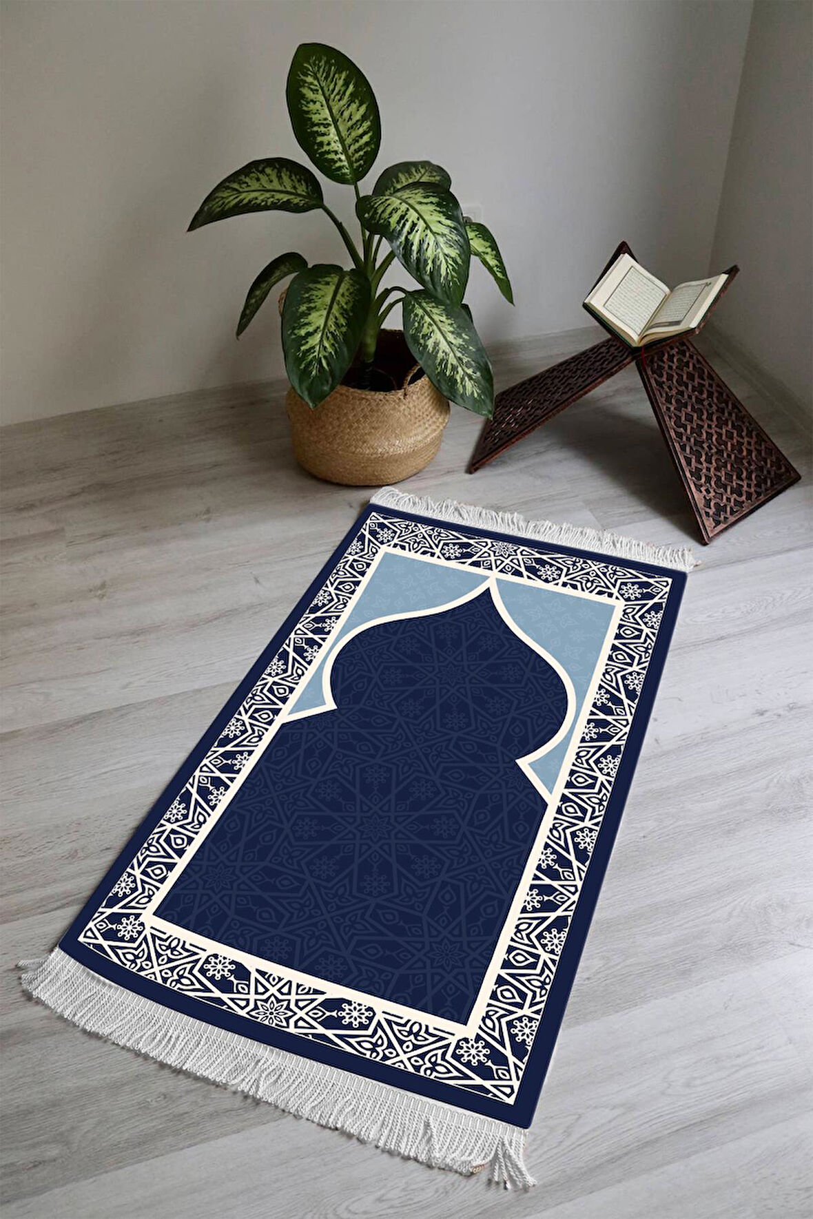 Dijital Baskı Kaymaz Tabanlı Yıkanabilir Püsküllü Seccade SCD0001