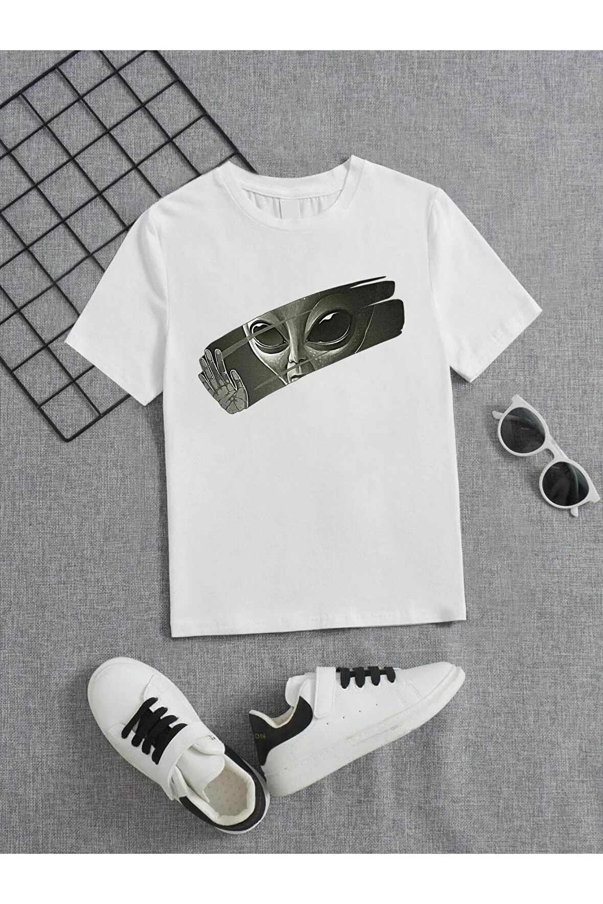 Ünisex Rahat Kalıp Pamuklu Baskılı Beyaz Çocuk T-shirt