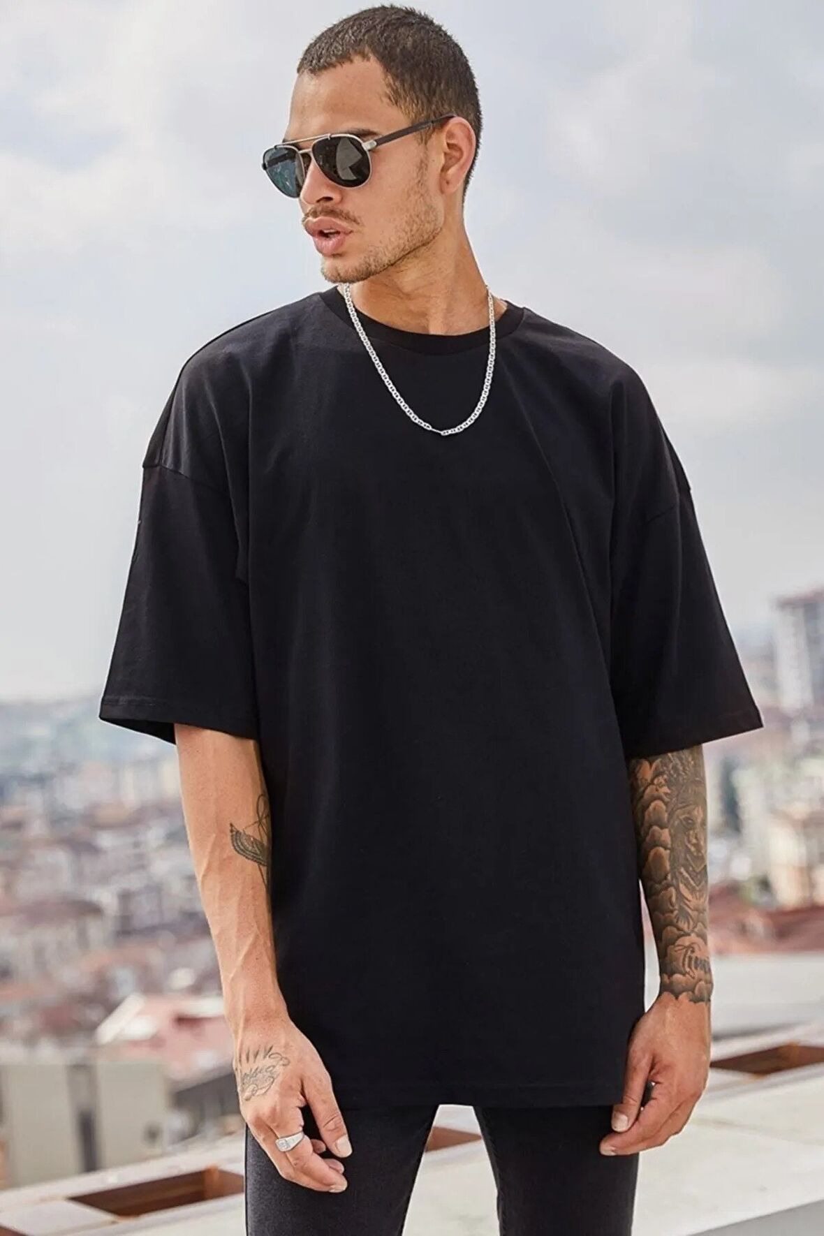 Unisex Basic Oversize T-Shirt