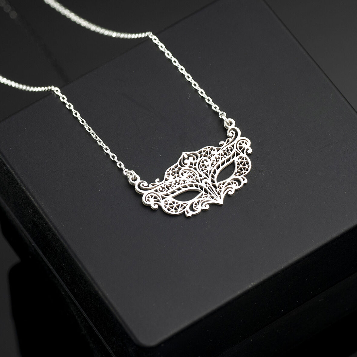 925 Ayar Gümüş Maske Kolye Özel Tasarım