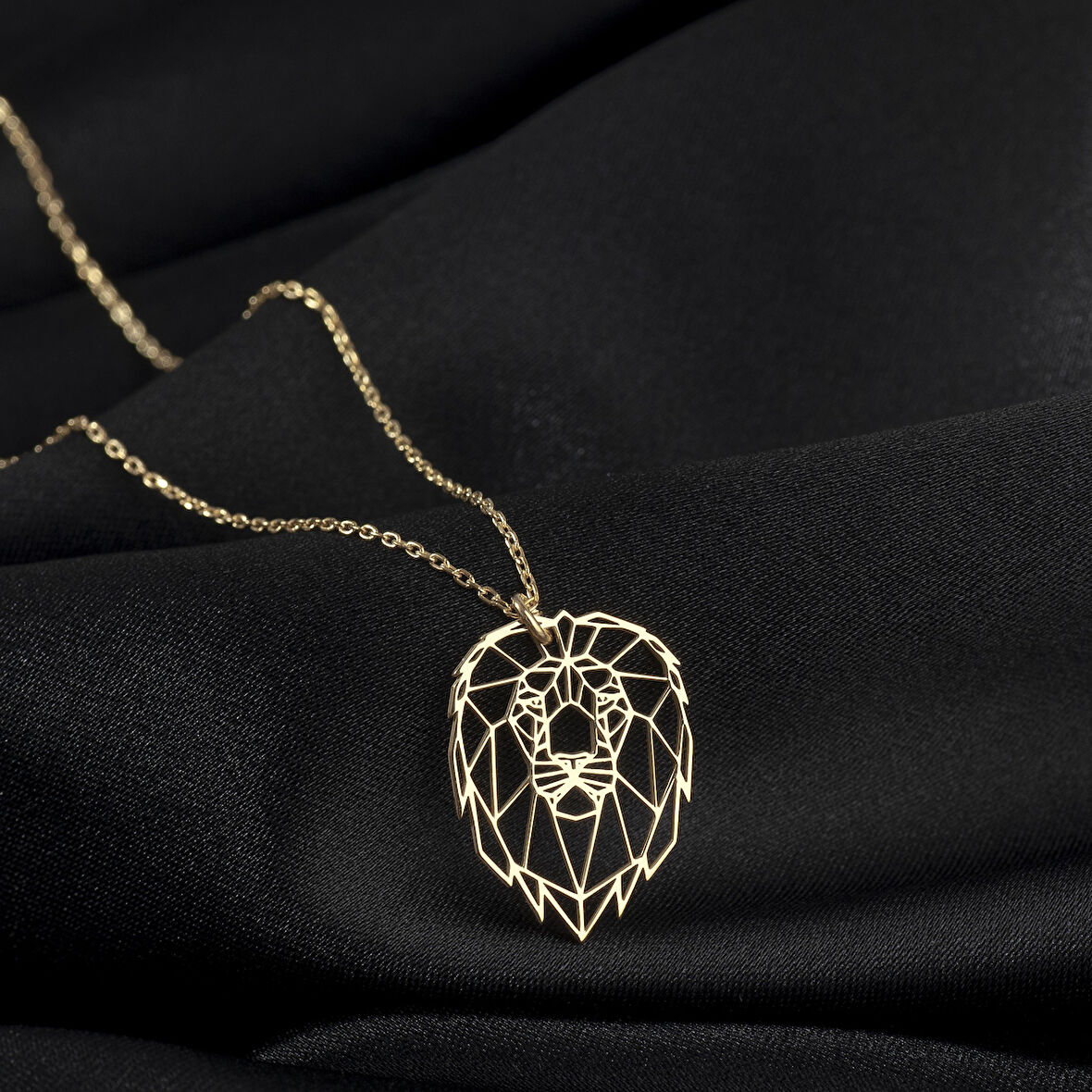 925 Ayar Gümüş Aslan Figürlü Kolye Özel Tasarım