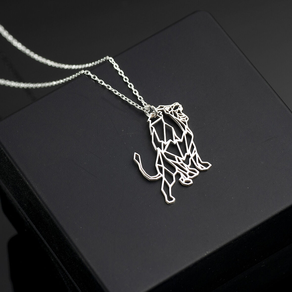 925 Ayar Gümüş Kükreyen Aslan  Kolye Özel Tasarım