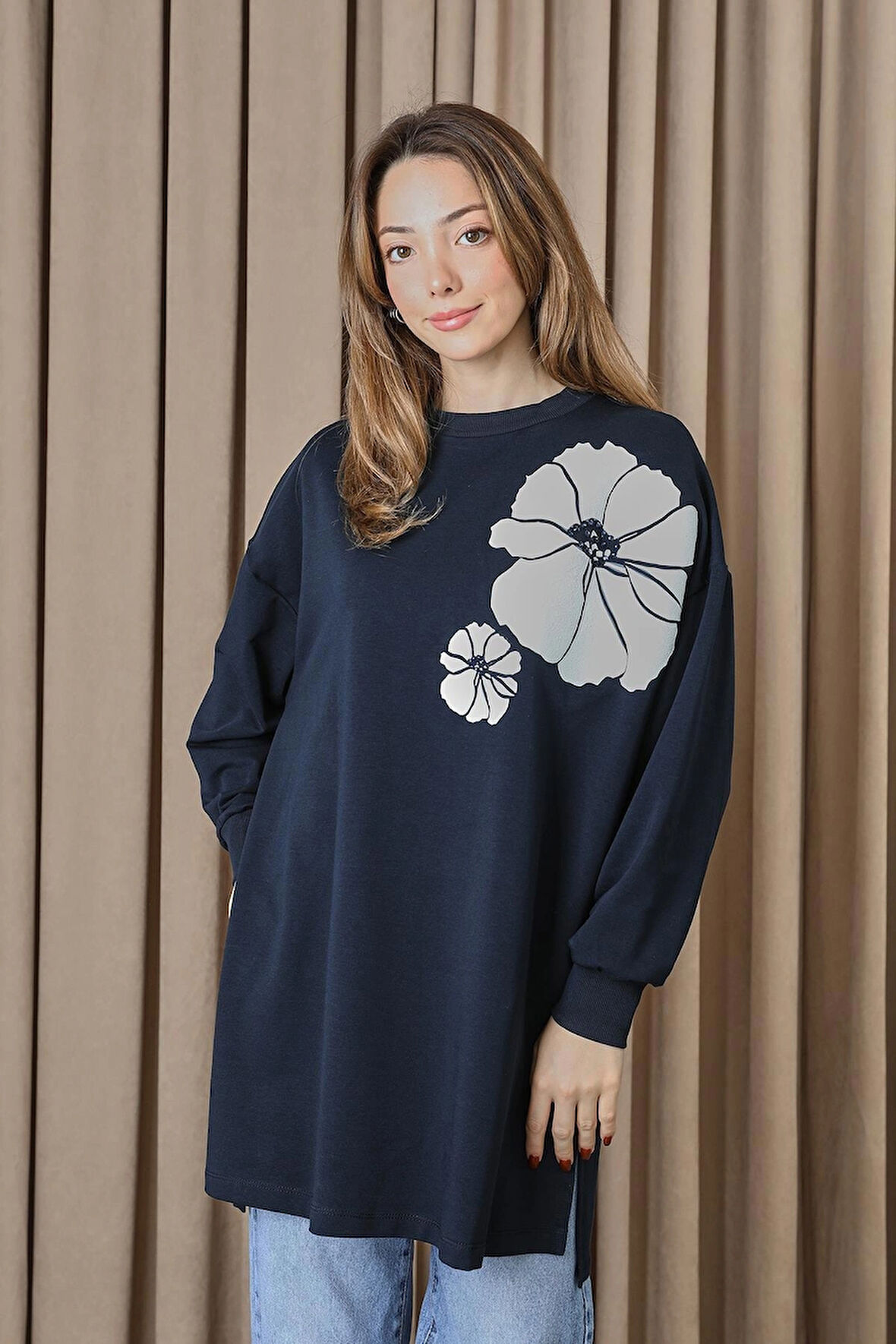 Puane 2 İp Kumaş Taş ve Baskılı Detaylı Sweatshirt