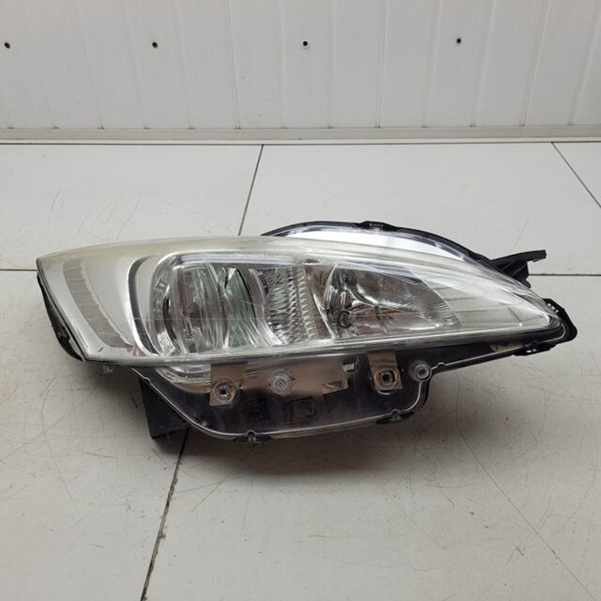VALEO 044216-ON SAG FAR+SINYAL MOTORLU TOYOTA AURIS 07 > 8115002540(__)44