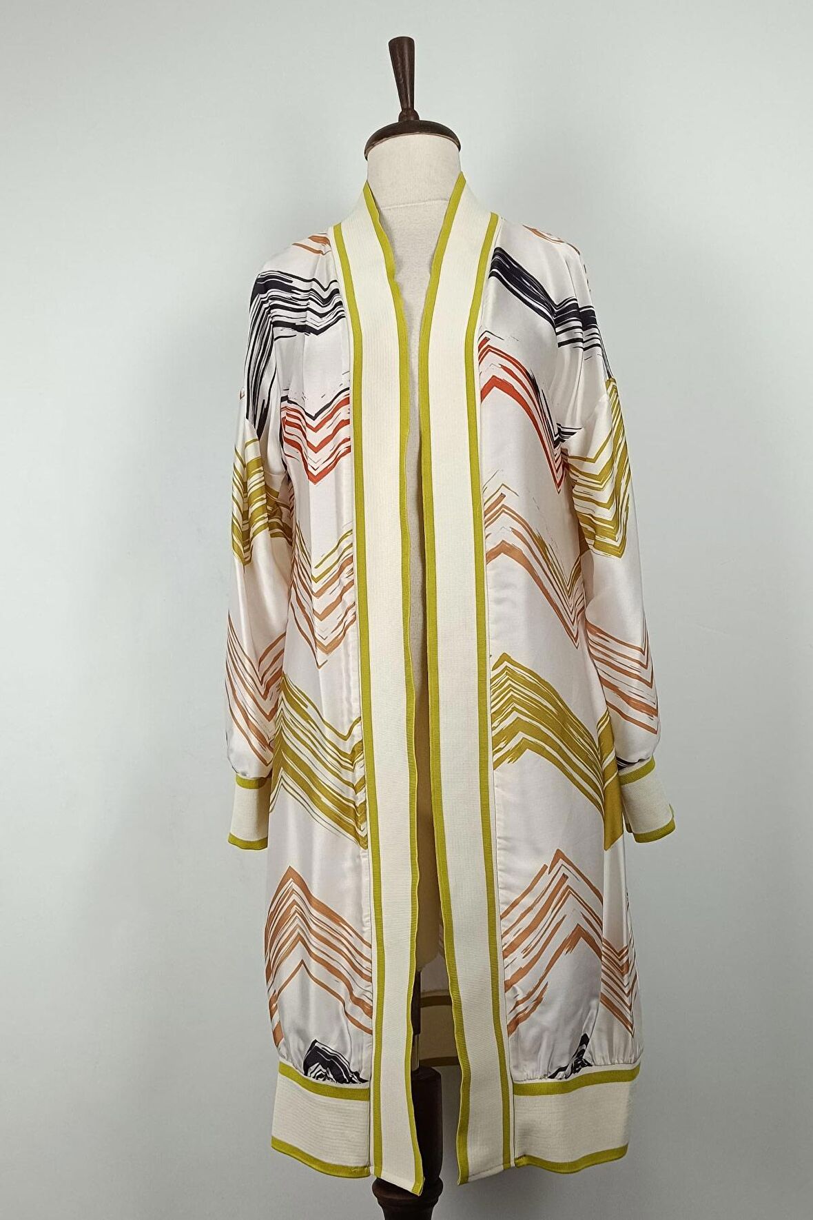 Büyük Beden Desenli Abaya Sarı K325