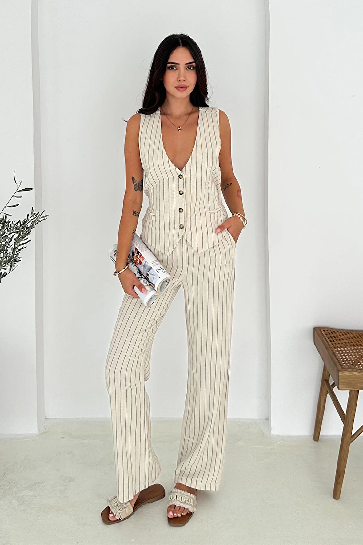 Sırt Dekolteli Yelek Pantolon Takım