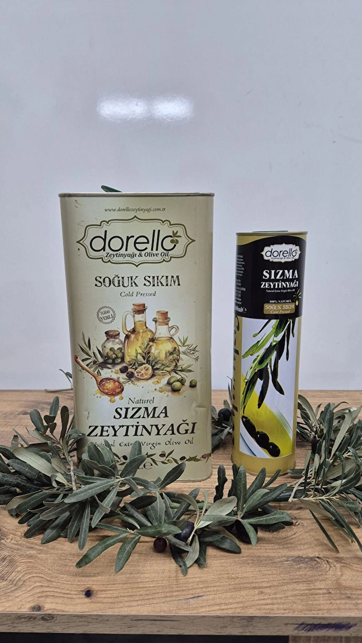 Dorello Taş Baskı Soğuk Sıkım Zeytinyağı Teneke  6 Lt