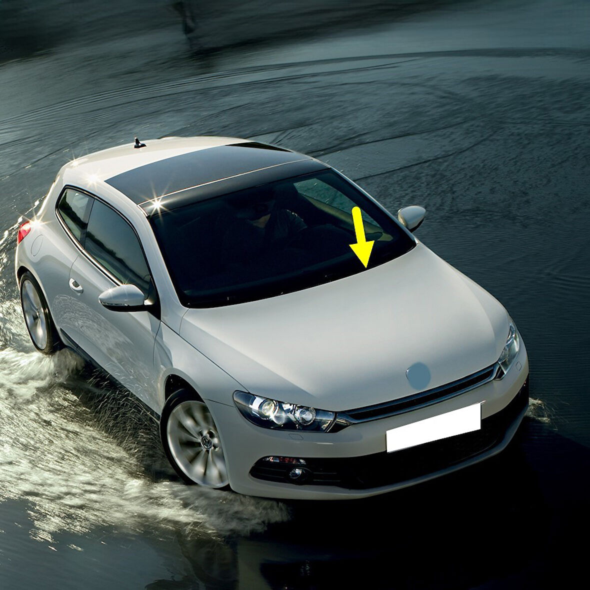 VW Scirocco 2009-2014 Silecek Kolu Ön Sol Sürücü Taraf 1K8955409