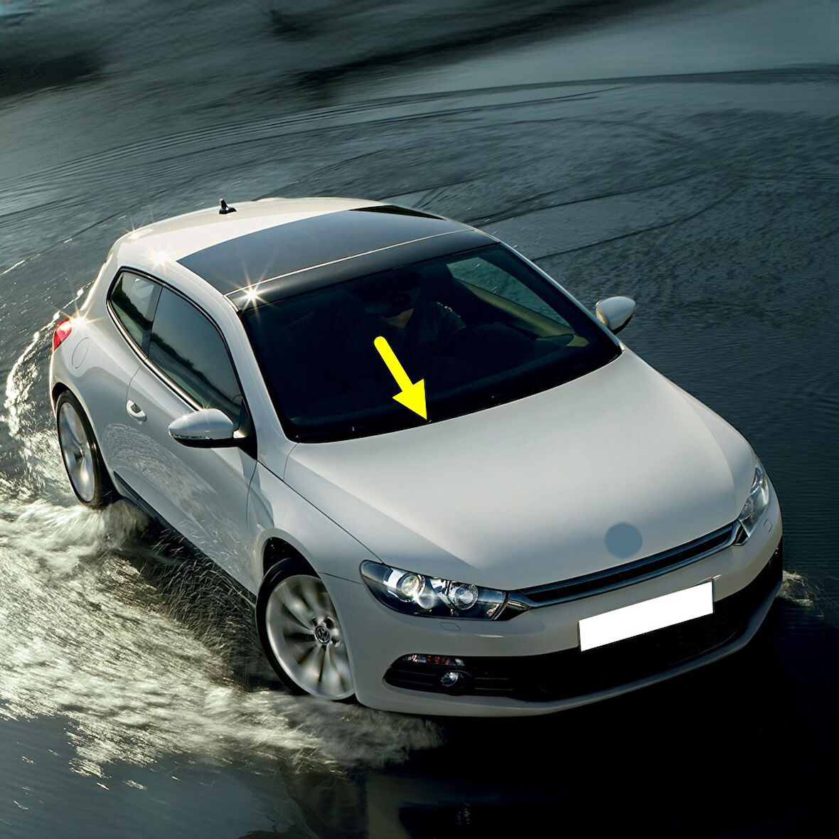 VW Scirocco 2009-2014 Silecek Kolu Ön Sağ Sürücü Taraf 1K8955410