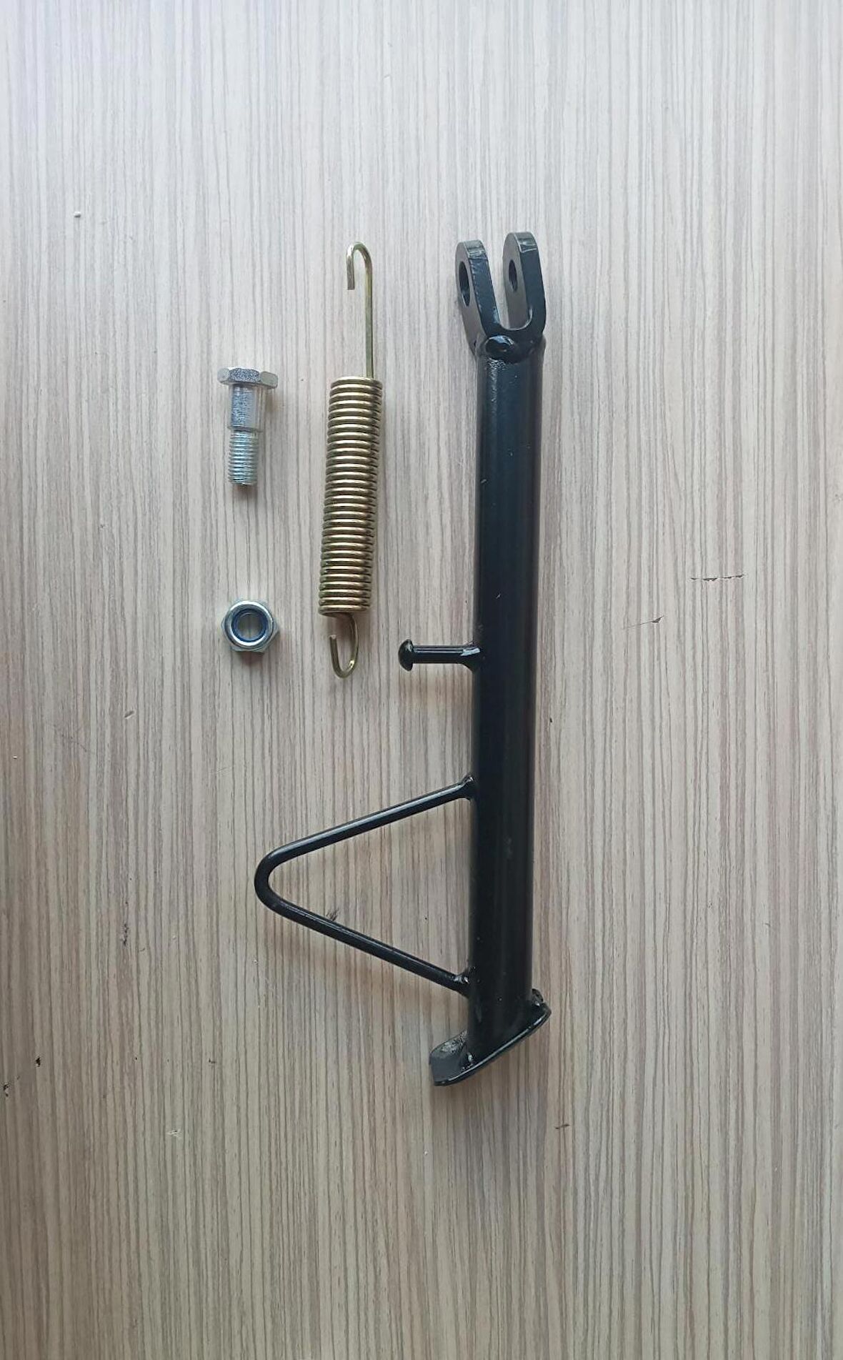 YAMAHA YBR 2004-2009 ARASI YAN SEHPA SETİ YAY+CİVATA A KALİTE 