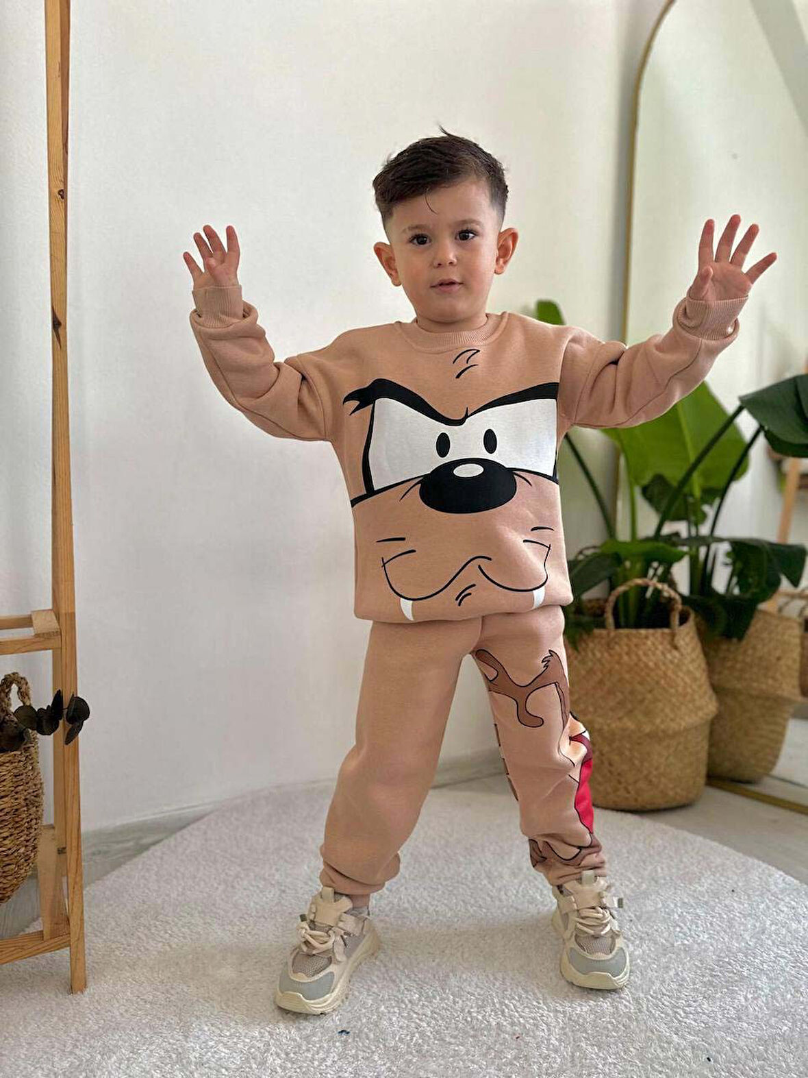 ERKEK ÇOCUK TAZMANYA MODELLİ 3 İPLİK ŞARDONLU KALIN KIŞLIK EŞOFMAN TAKIMI