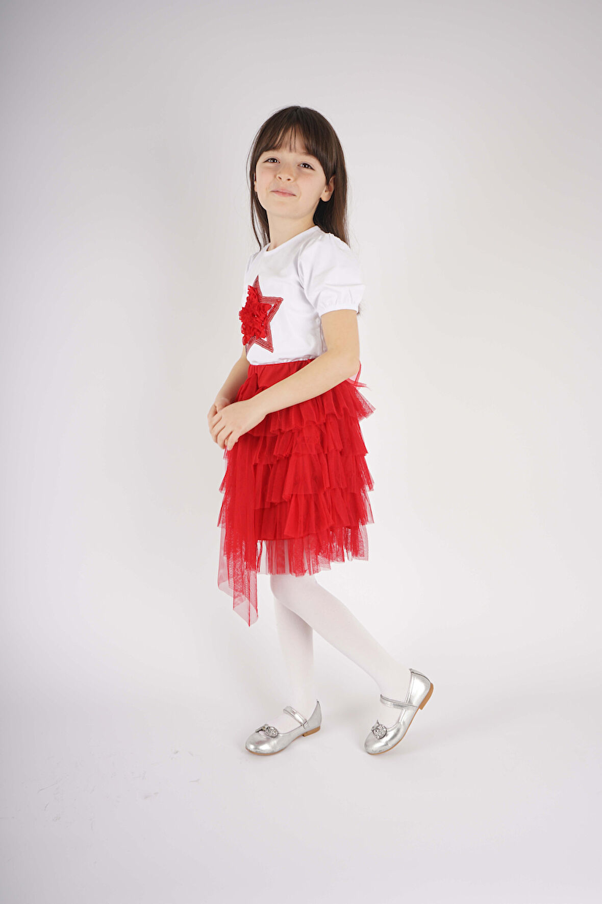 23 NİSAN 29 EKİM KONSEPT YILDIZ DETAYLI TÜL DETAYLI KAT KAT TÜTÜ ETEKLİ TAKIM