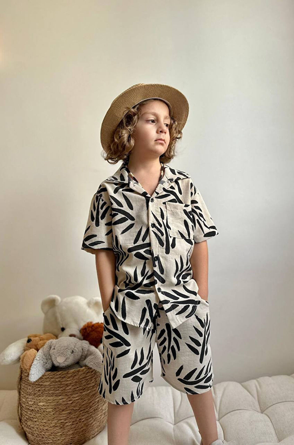 ERKEK ÇOCUK PALMİYE DESENLİ CEP DETAYLI KETEN PAMUK ŞORTLU TAKIM