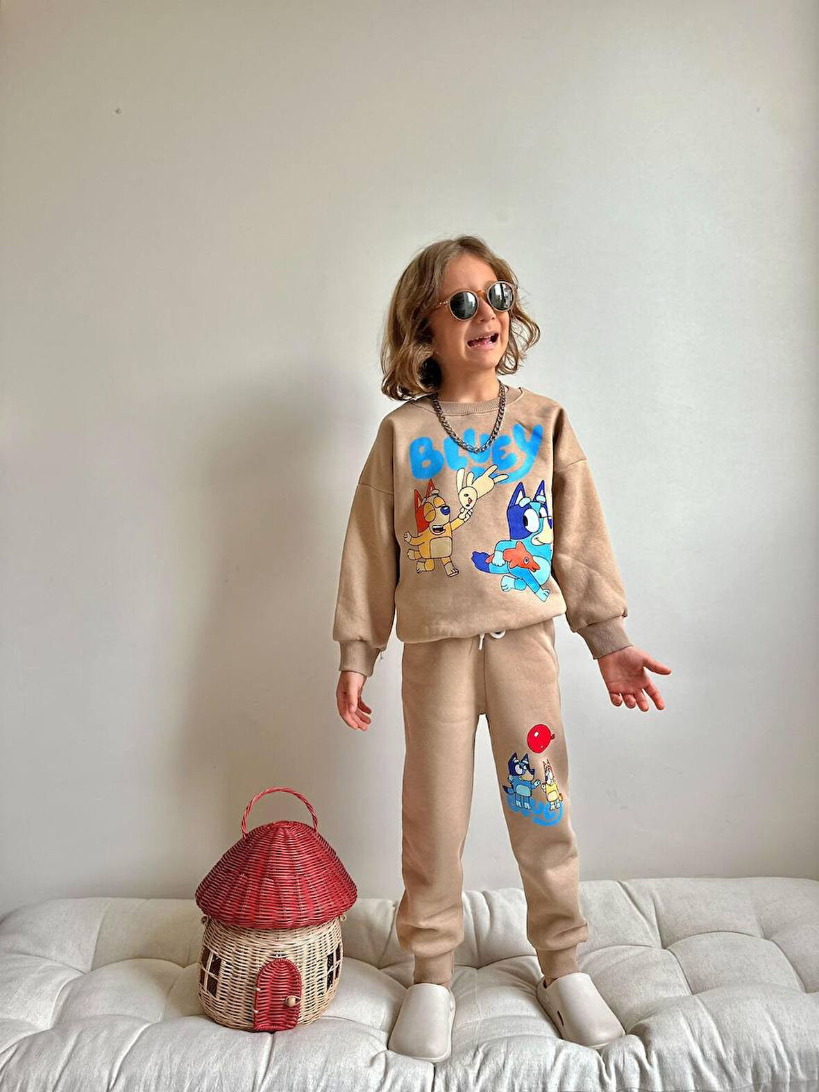 ERKEK ÇOCUK BLUEY MODELLİ 3 İPLİK ŞARDONLU EŞOFMAN TAKIMI