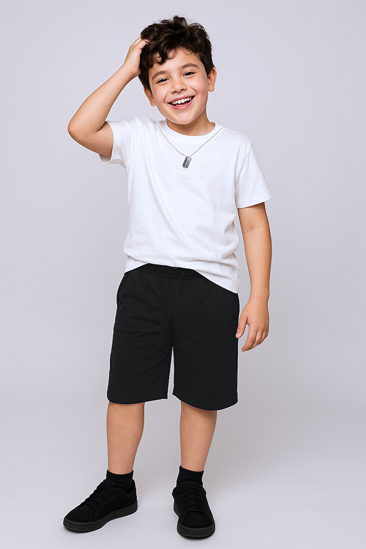 ERKEK ÇOCUK ŞORTLU TAKIM KOLYE HEDİYELİ OVERSİZE KALIP KABARTMA BASKILI E32