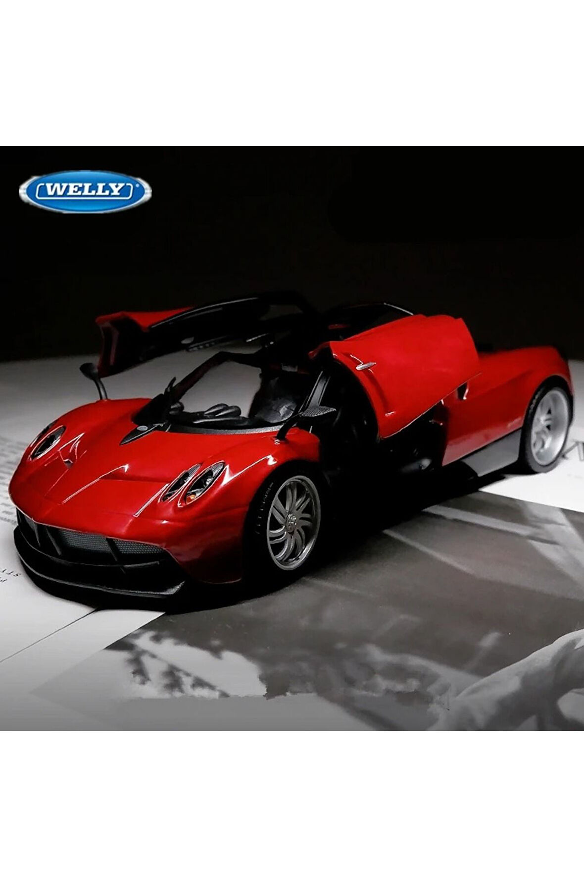 Pagani Huayra 1:24 Model Araç Bordo Kırmızı Koleksiyon