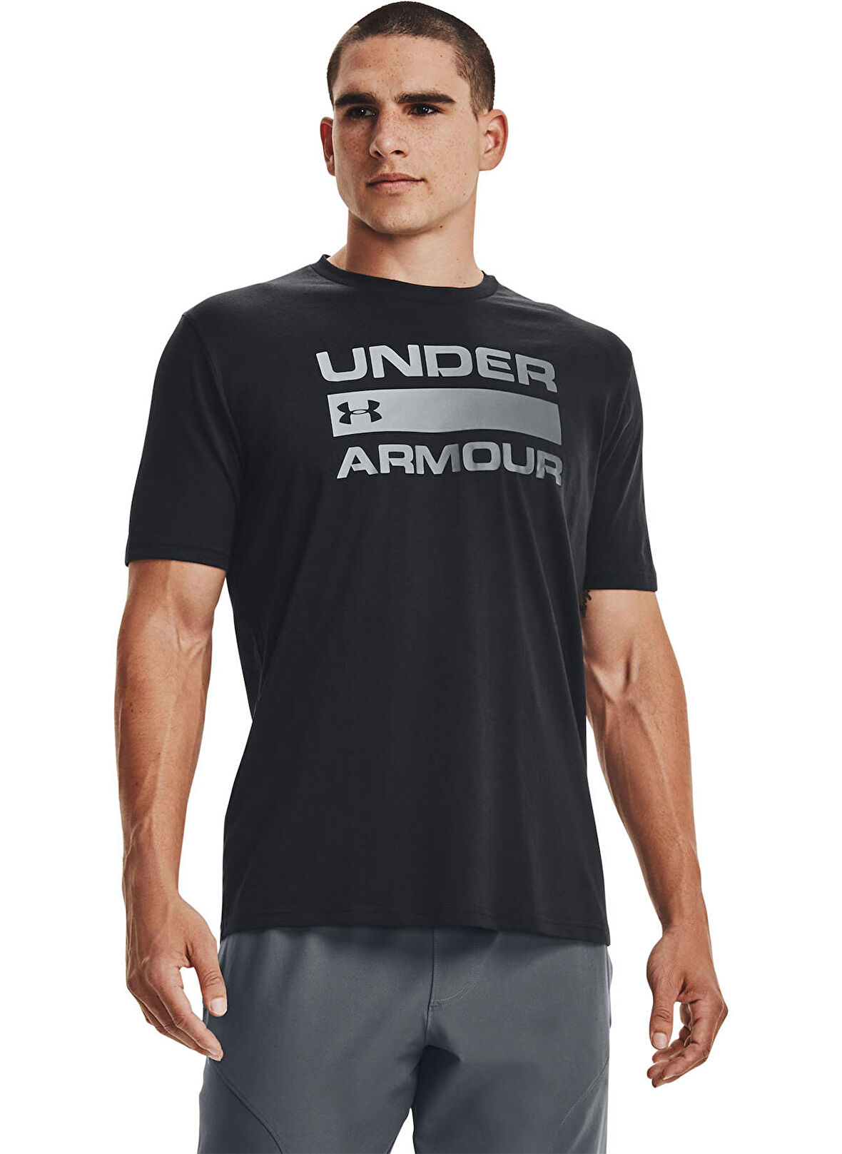 Under Armour O Yaka Düz Siyah - Gri Erkek T-Shirt 1329582-UA TEAM ISSUE WORDMARK SS