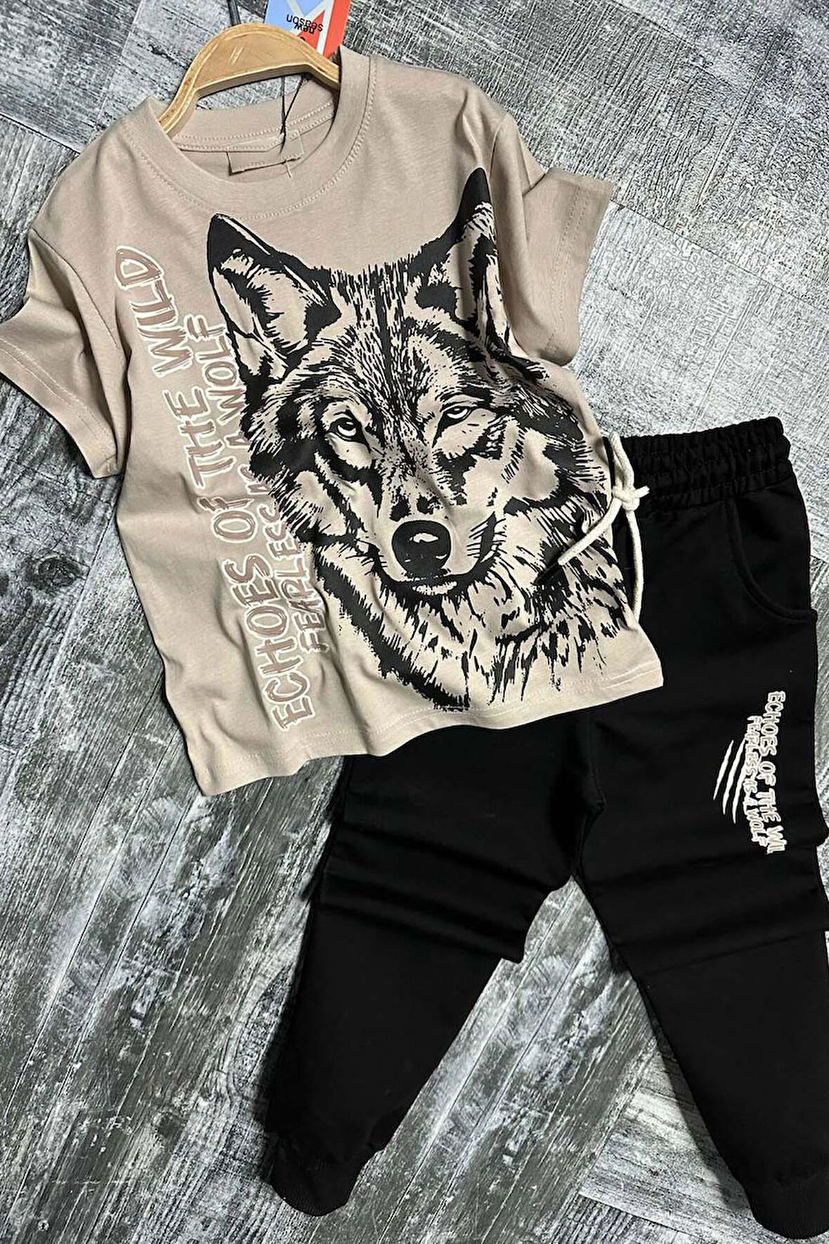 Erkek Çocuk Kara Kalem Kurt ve Yazı Baskılı Kahverengi T-Shirt Eşofman Takım
