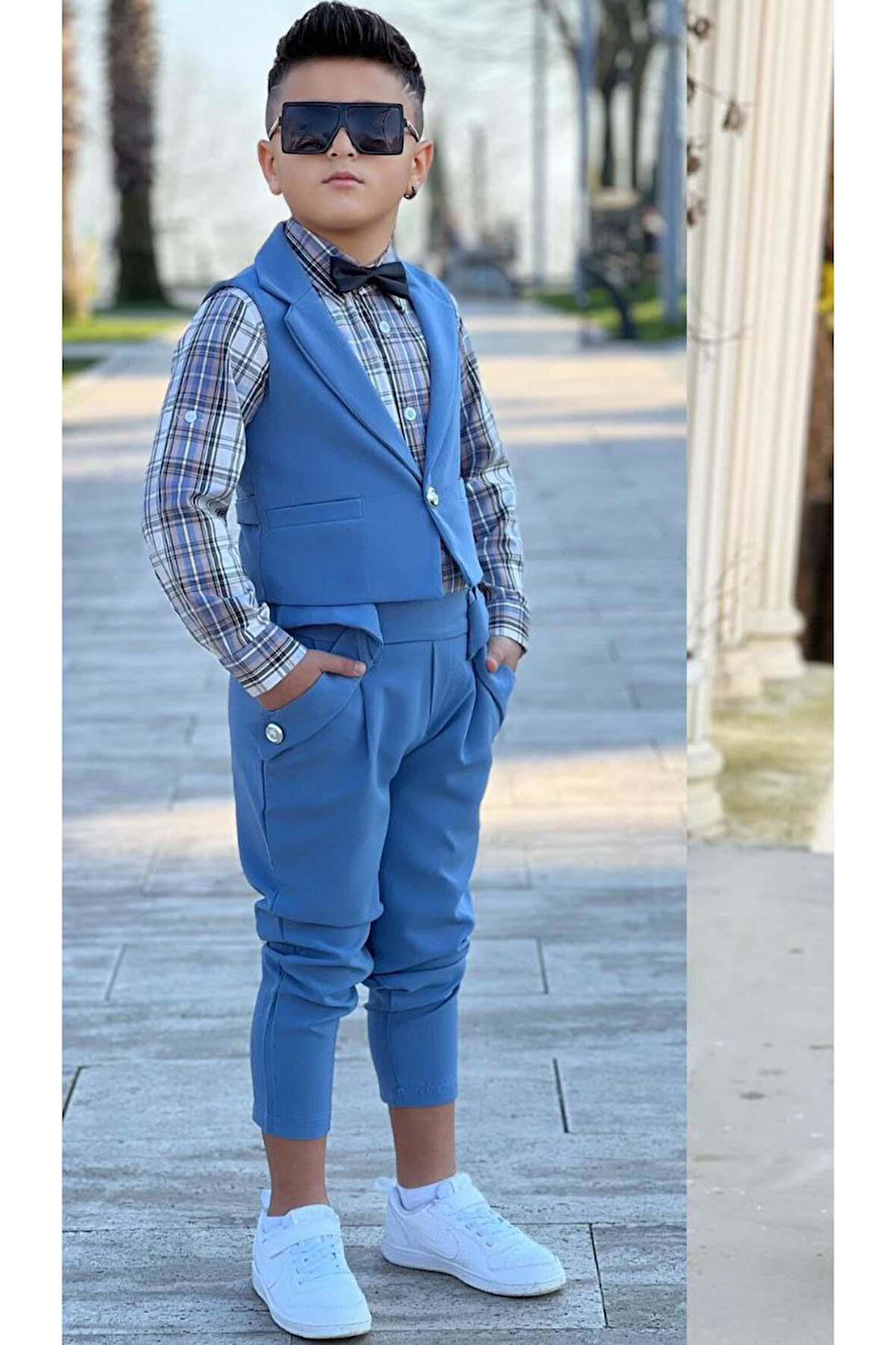 Erkek Çocuk Gümüş Düğme Detaylı Yelek Papyonlu Ekose Çizgili Gömlek Mavi Alt Üst Takım