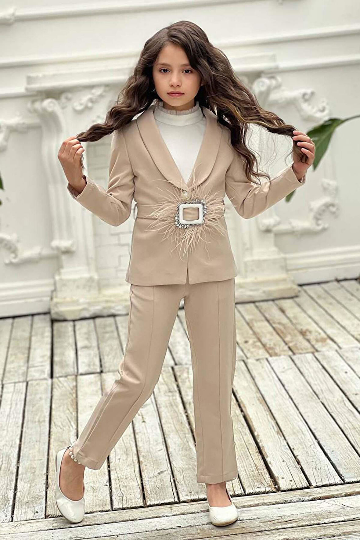 Kız Çocuk Yakası Fırfır Tüllü Dik Yaka Kazak Blazer Ceket Kırçılı Krem Alt Üst Takım