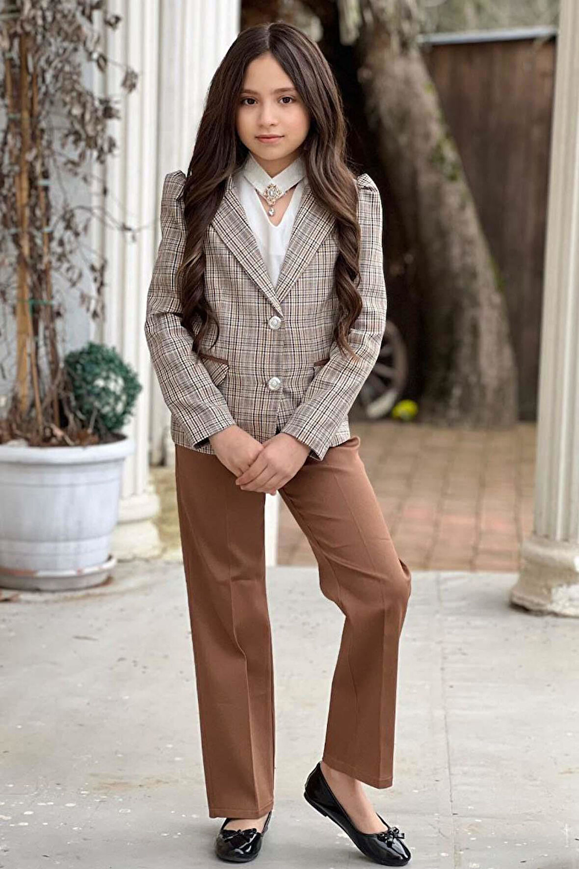 Kız Çocuk Yakası Açık Ve Taş Detaylı Bluz Ekose Çizgi Blazer Ceket Kemerli Taba Alt Üst Takım