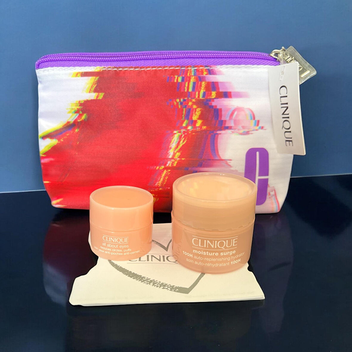 CliniqueŞık Makyaj Çantası Genişlik-18 -Derinlik -11-stm- 15 ML - YÜZ-JELİ -5 ML - GÖZ JELİ