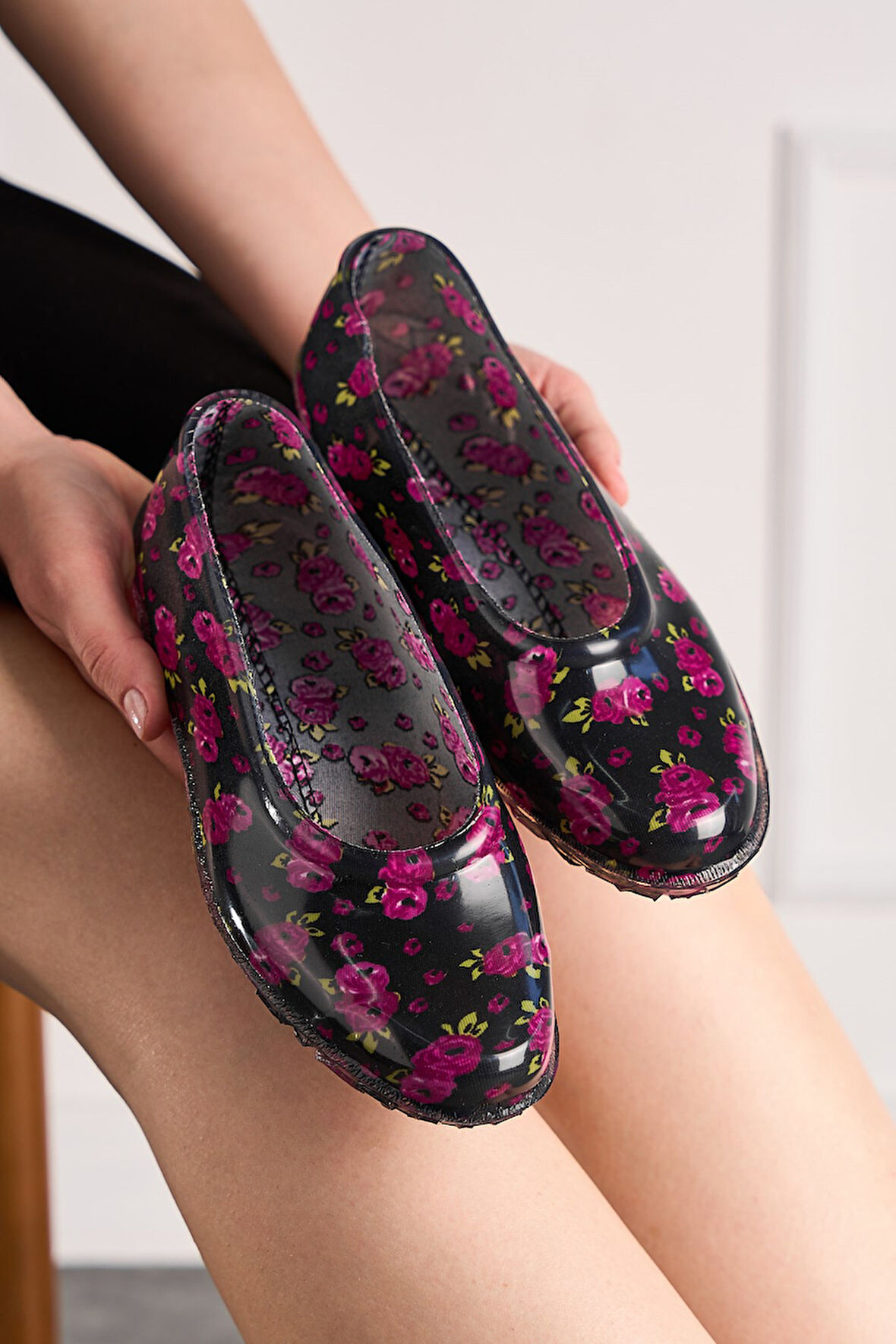 Günlük Kadın Babet Çiçekli Astar Kaymaz Taban Esnek Lastik Plaj Bahçe Tarla İş Deniz Çarık Ayakkabı 