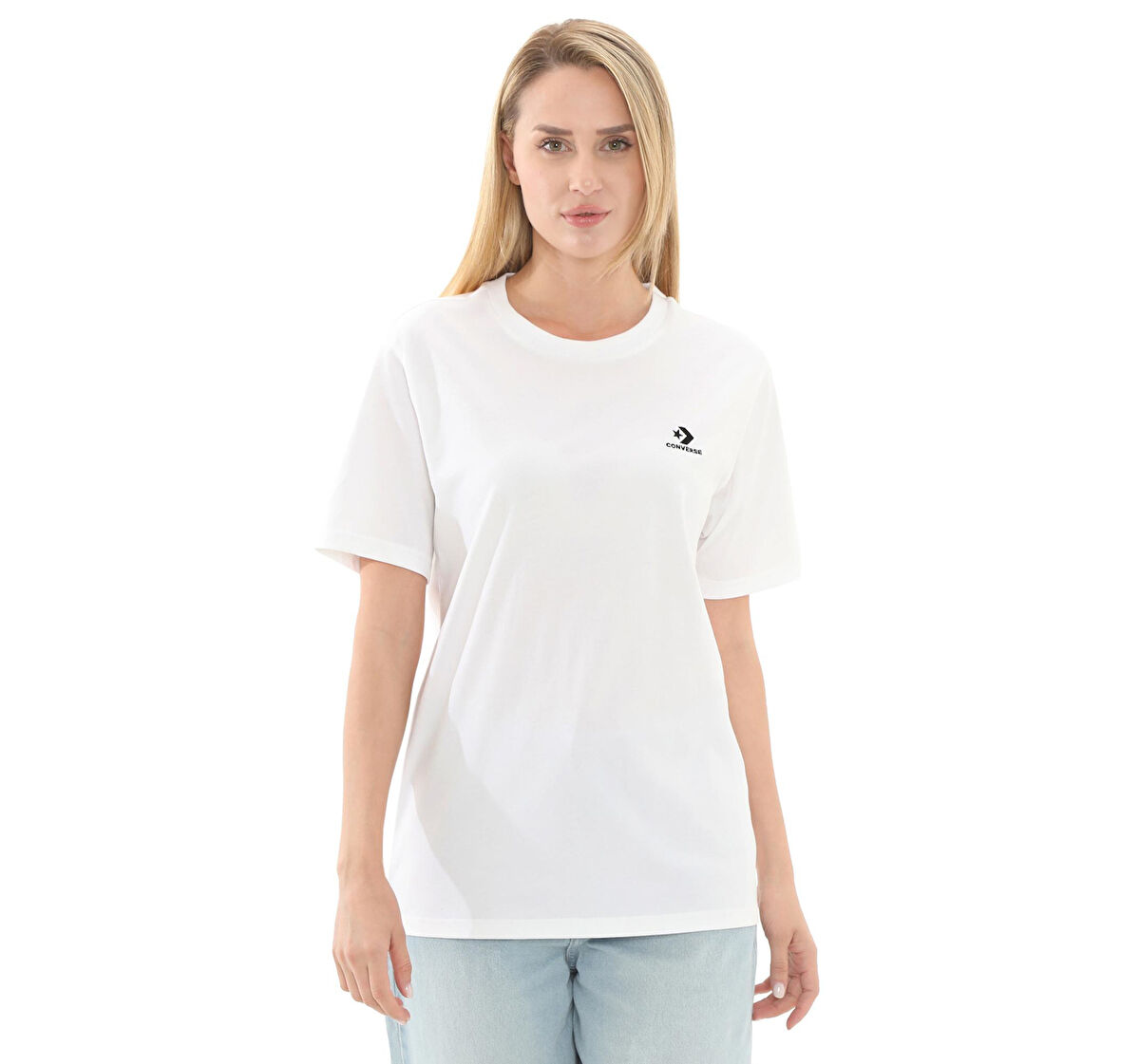 10023876-102 Converse Go-To Embroıdered Star Chevron Standard Fıt t-shirt T-Shirt Beyaz